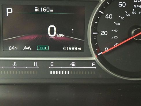 Certified 2022 Kia Sorento EX w/ Panoramic Sunroof Package image 16