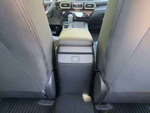 New 2026 Nissan Sentra SV FWD image 7
