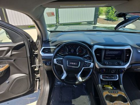 Used 2020 GMC Acadia SLE w/ Driver Convenience Package image 13