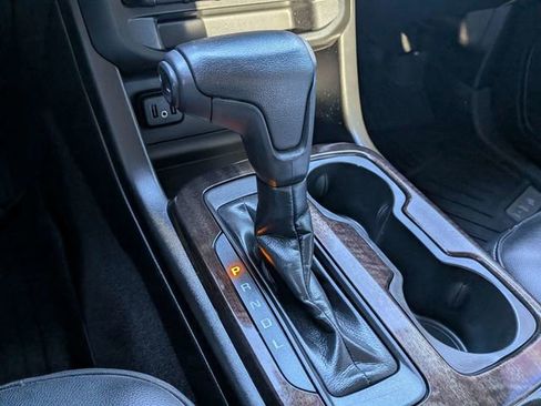 Used 2021 GMC Canyon Elevation w/ Driver Alert Package image 19