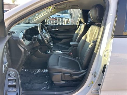 Used 2024 Buick Encore GX Sport Touring image 17