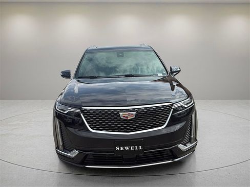 New 2025 Cadillac XT6 Premium Luxury w/ Technology Package image 8