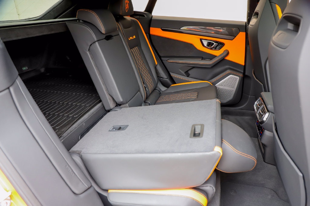 Used 2024 Lamborghini Urus S AWD/4WD image 58