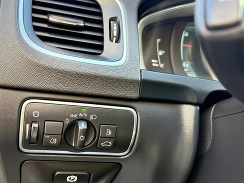 Used 2015 Volvo V60 T5 Premier FWD image 23