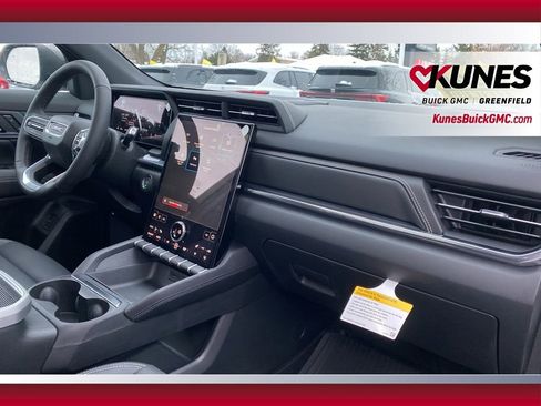 New 2026 GMC Terrain Elevation w/ Elevation Premium Package image 39