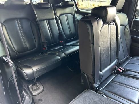 Used 2024 Jeep Wagoneer L Series II image 33