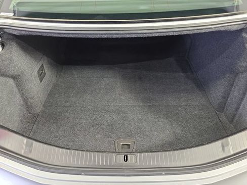 Used 2017 Cadillac XTS Luxury FWD image 39