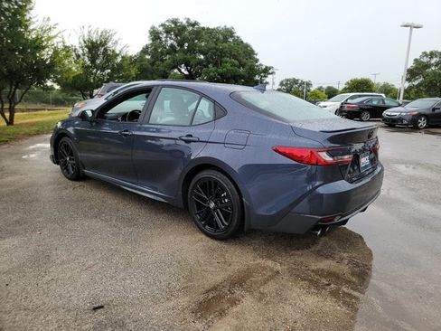 Used 2026 Toyota Camry SE w/ Convenience Package FWD image 6
