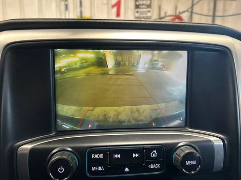 Used 2019 GMC Sierra 2500 SLT w/ Duramax Plus Package AWD/4WD image 26