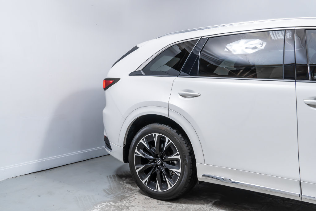 Used 2024 MAZDA CX-90 3.3 Turbo S w/ Premium Plus AWD/4WD image 11