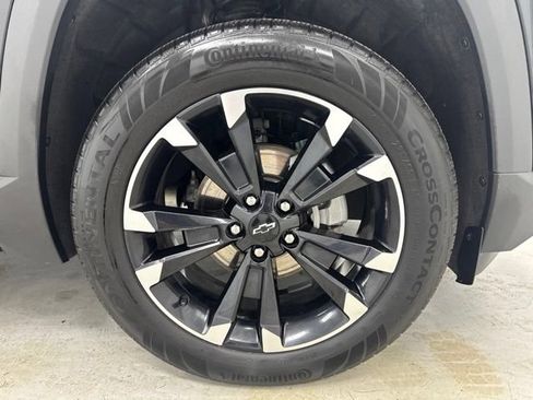Used 2025 Chevrolet Equinox RS w/ Safety and Technology Package AWD/4WD image 30