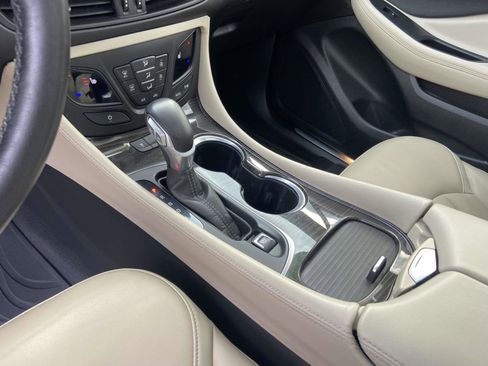 Used 2020 Buick Envision Essence w/ Experience Buick Package image 13