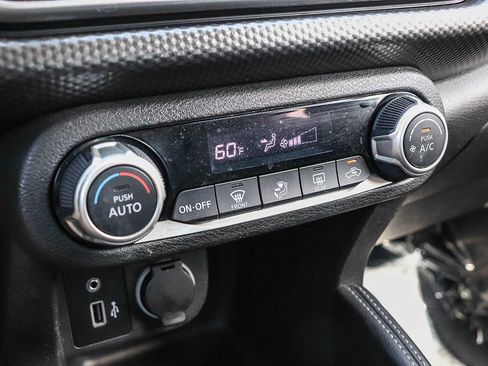 Used 2019 Nissan Kicks SV FWD image 22