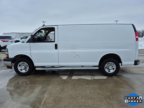 Used 2024 Chevrolet Express 2500 w/ Driver Convenience Package image 4