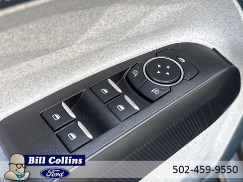 New 2025 Ford Maverick XLT w/ XLT Luxury Package image 17