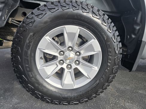 Used 2025 Chevrolet Silverado 1500 LT w/ Work Truck Package image 12