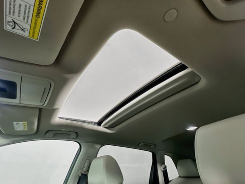 Used 2024 Honda CR-V EX-L image 13