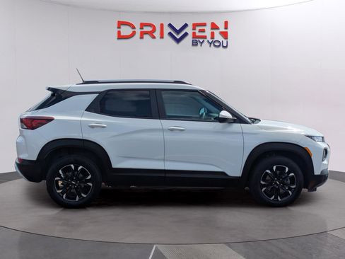 Used 2023 Chevrolet TrailBlazer LT w/ Convenience Package image 6