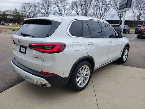 Used 2023 BMW X5 xDrive40i w/ Premium Package image 10