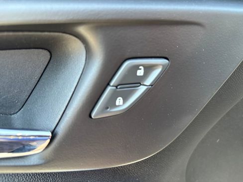 Used 2023 Chevrolet Malibu LT image 25