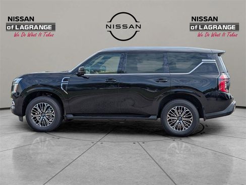 New 2025 Nissan Armada SL image 13