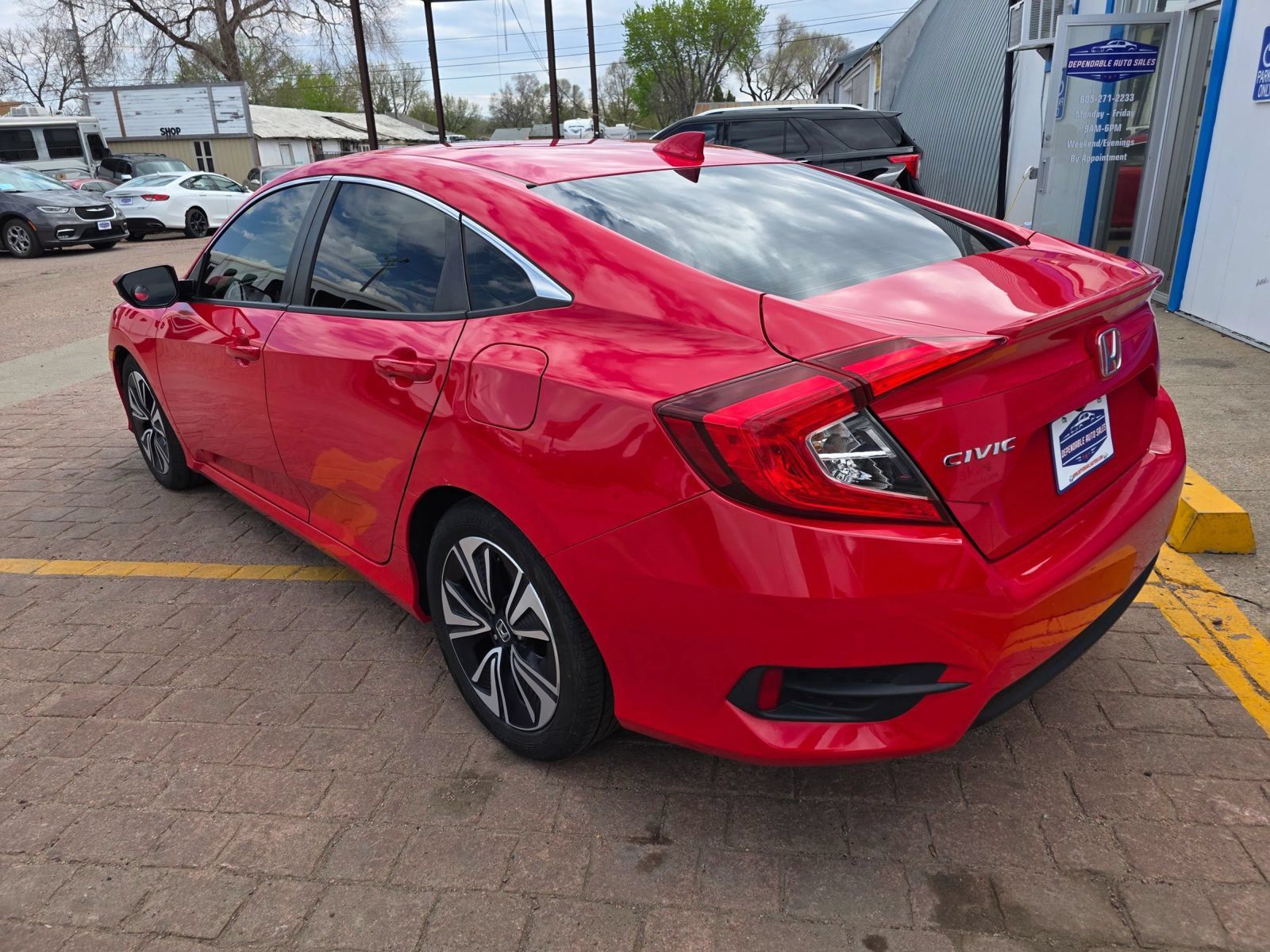 Used 2018 Honda Civic EX-T image 7