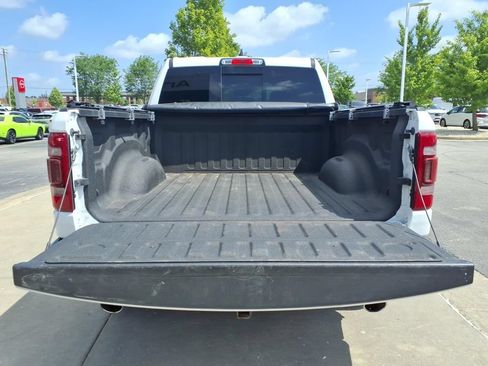Used 2022 RAM 1500 Laramie AWD/4WD image 9