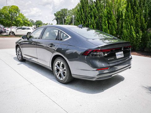 Used 2023 Honda Accord EX image 8