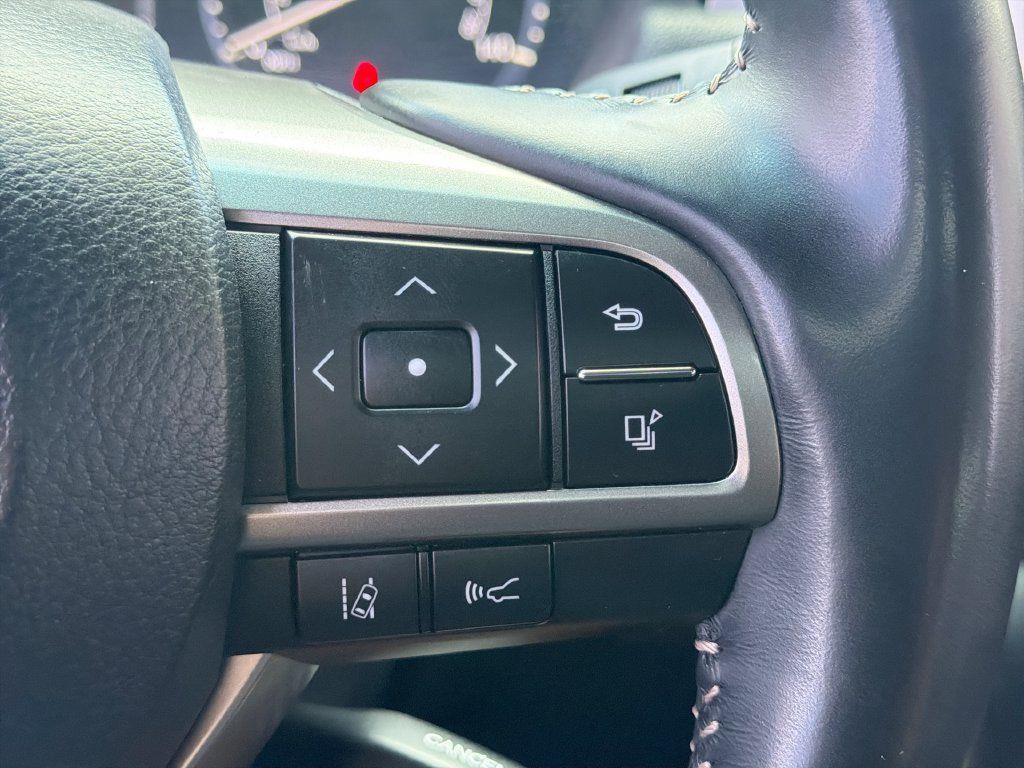 Used 2023 Lexus GX 460 Premium w/ Accessory Package AWD/4WD image 27