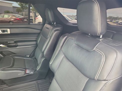 Used 2022 Ford Explorer ST w/ Equipment Group 401A image 16