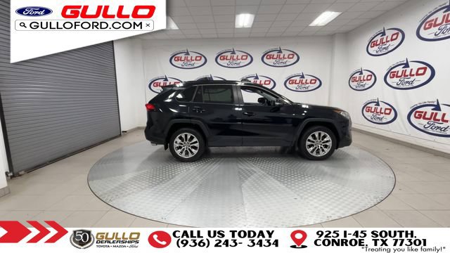 Used 2021 Toyota RAV4 XLE Premium FWD image 9