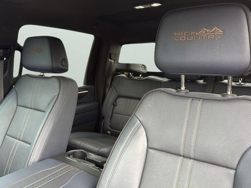 Used 2024 Chevrolet Silverado 3500 High Country w/ Technology Package image 10