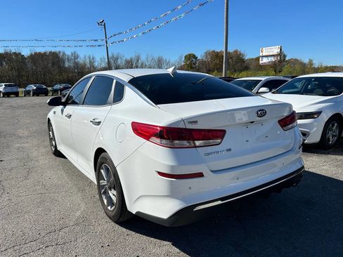 Used 2019 Kia Optima LX image 4