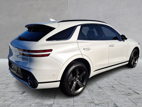 Certified 2025 Genesis GV70 3.5T Sport w/ Sport Advanced Package image 12