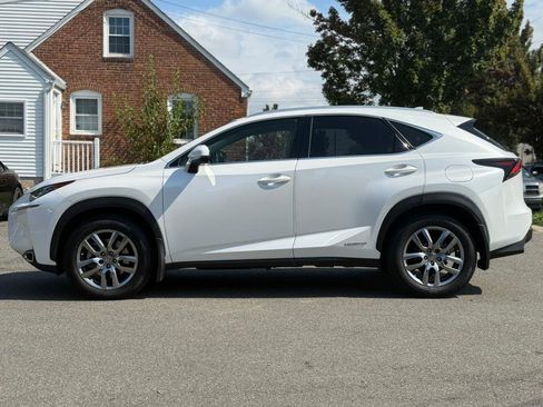 Used 2016 Lexus NX 300h AWD w/ Luxury Package image 13