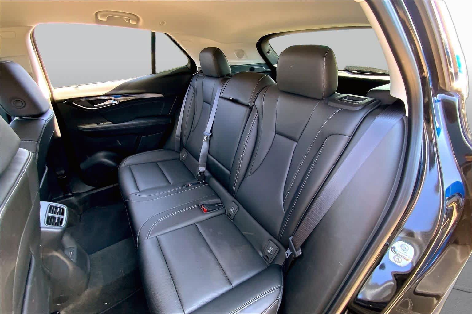Certified 2025 Buick Envision Preferred AWD/4WD image 21