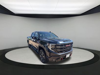 Used 2022 GMC Sierra 1500 AT4 w/ AT4 Premium Package
