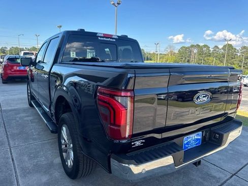 Used 2025 Ford F150 Lariat w/ Equipment Group 501A Mid AWD/4WD image 5