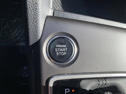 New 2026 Kia Sportage EX image 32