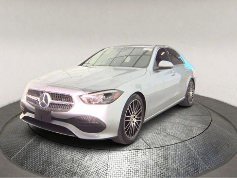 Used 2023 Mercedes-Benz C 300 4MATIC Sedan image 3