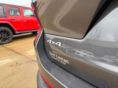 New 2025 Jeep Grand Cherokee L Laredo w/ Luxury Tech Group I image 7