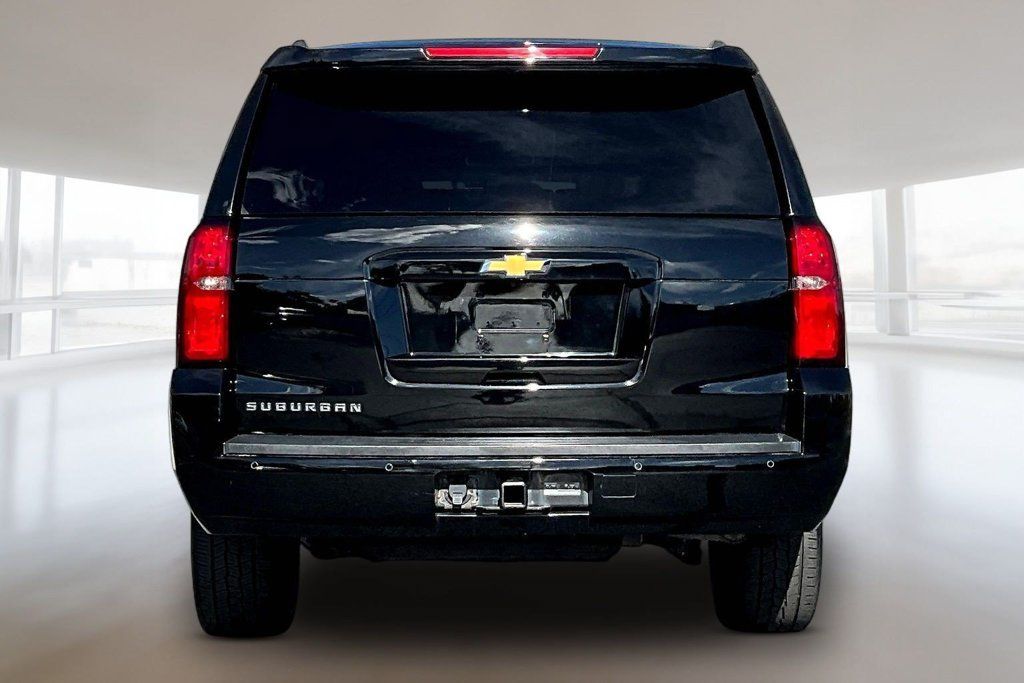 Used 2017 Chevrolet Suburban LT AWD/4WD image 5
