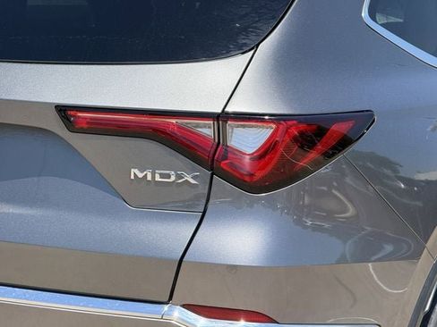 Used 2023 Acura MDX FWD w/ Technology Package image 7