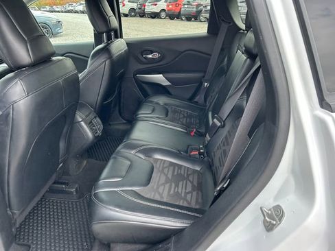 Used 2022 Jeep Cherokee Latitude w/ Trailer Tow Group image 36