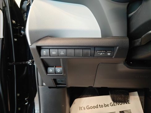 New 2026 Toyota Sienna XLE image 23