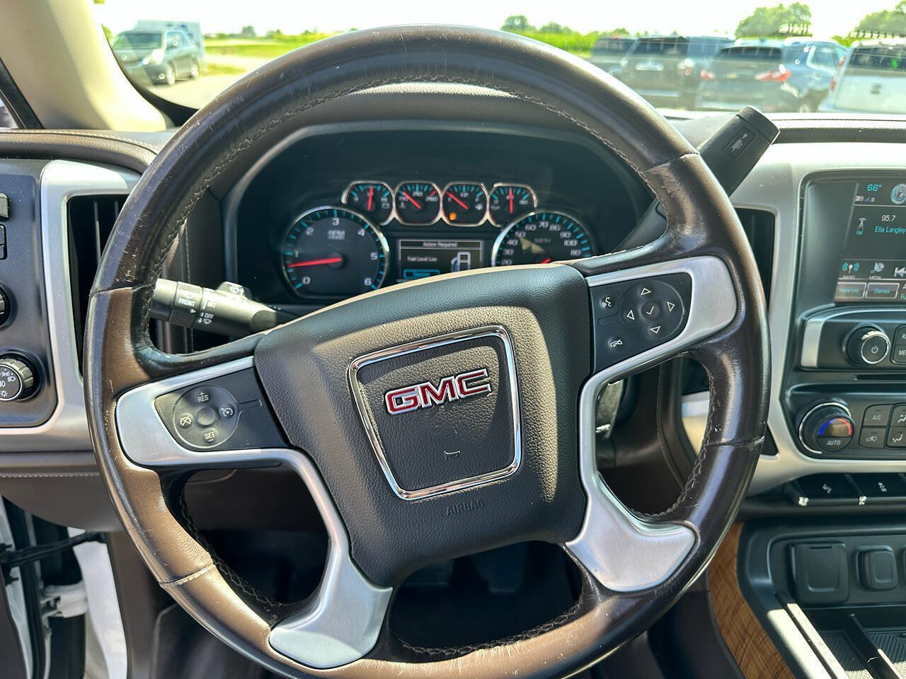 Used 2018 GMC Sierra 1500 SLT w/ SLT Premium Package AWD/4WD image 12