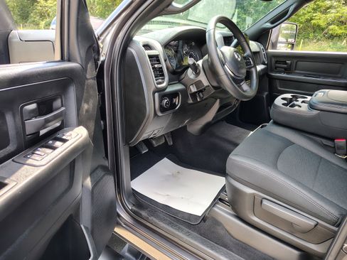 New 2026 RAM 2500 Tradesman image 15