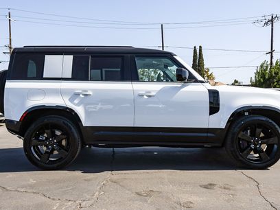 New 2026 Land Rover Defender 110 X-Dynamic SE