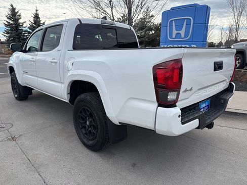 Used 2022 Toyota Tacoma 4x4 Double Cab image 7