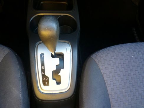 Used 2017 Mitsubishi Mirage ES image 29